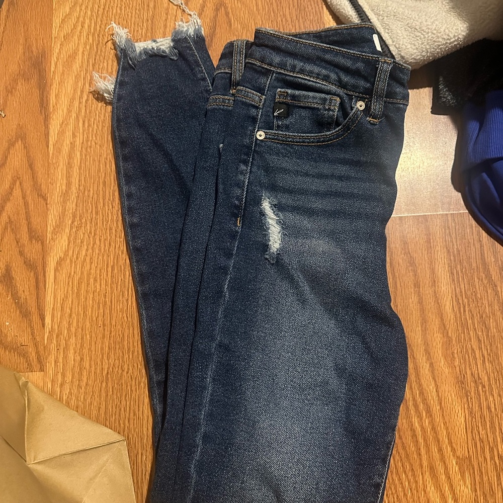 Women's Distressed Jeans - Dark Blue